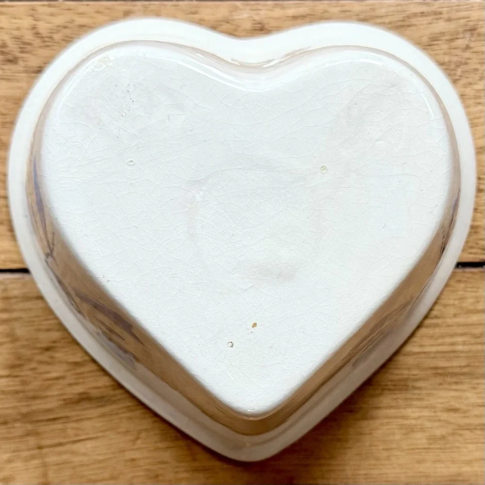 VTG 80s White Heartshaped Dish Bowl Blue Bow & Heart‎ Country Cottage Core 6X3